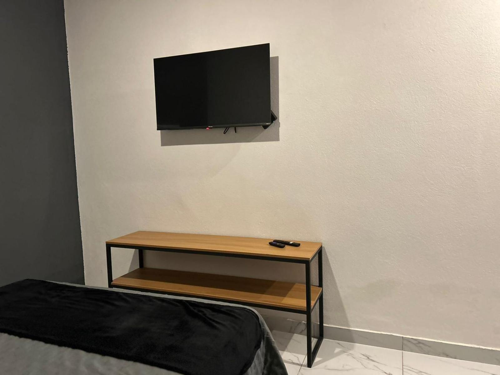 Vidrio Suites Col Americana Guadalajara Esterno foto