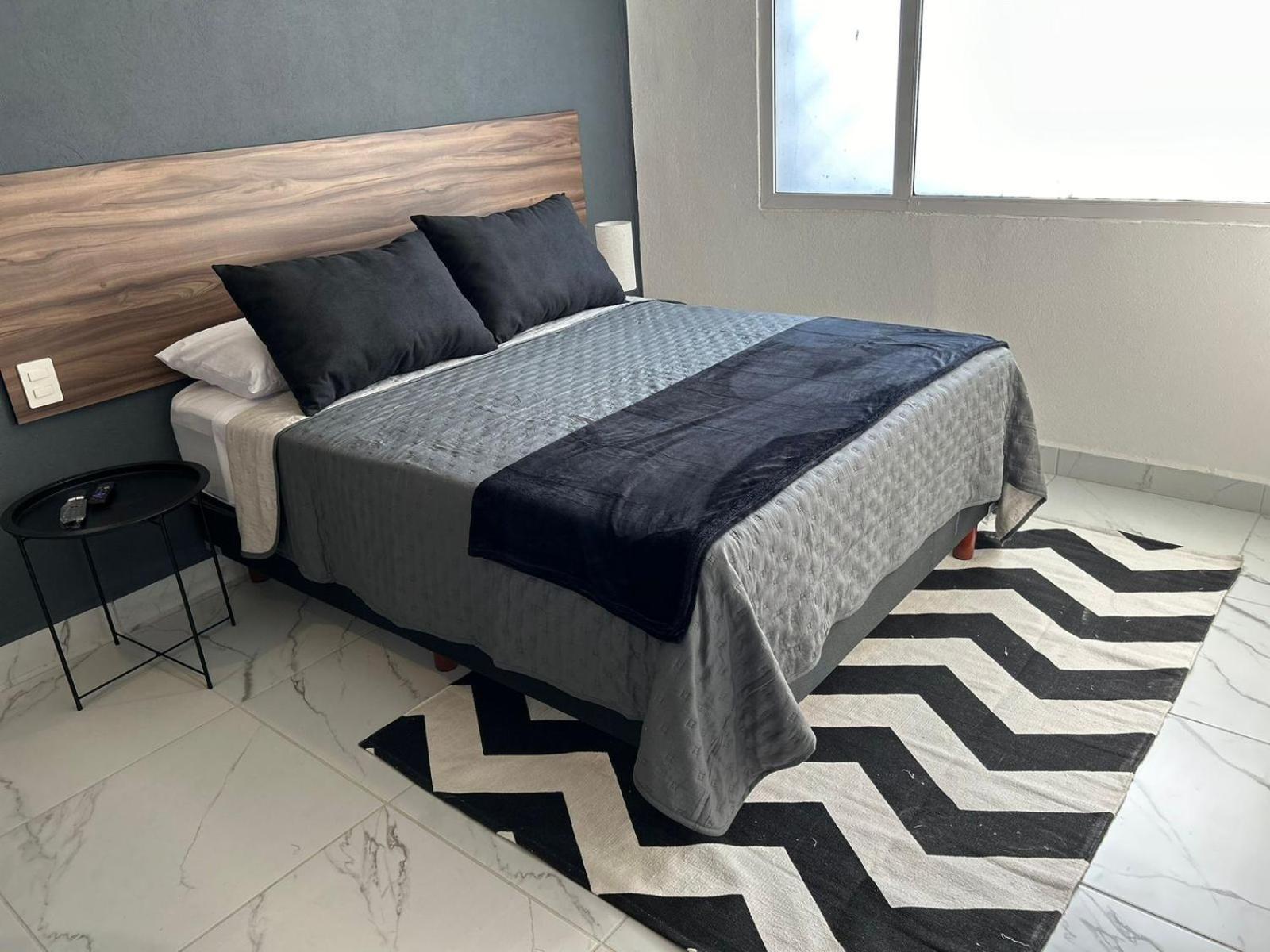 Vidrio Suites Col Americana Guadalajara Esterno foto