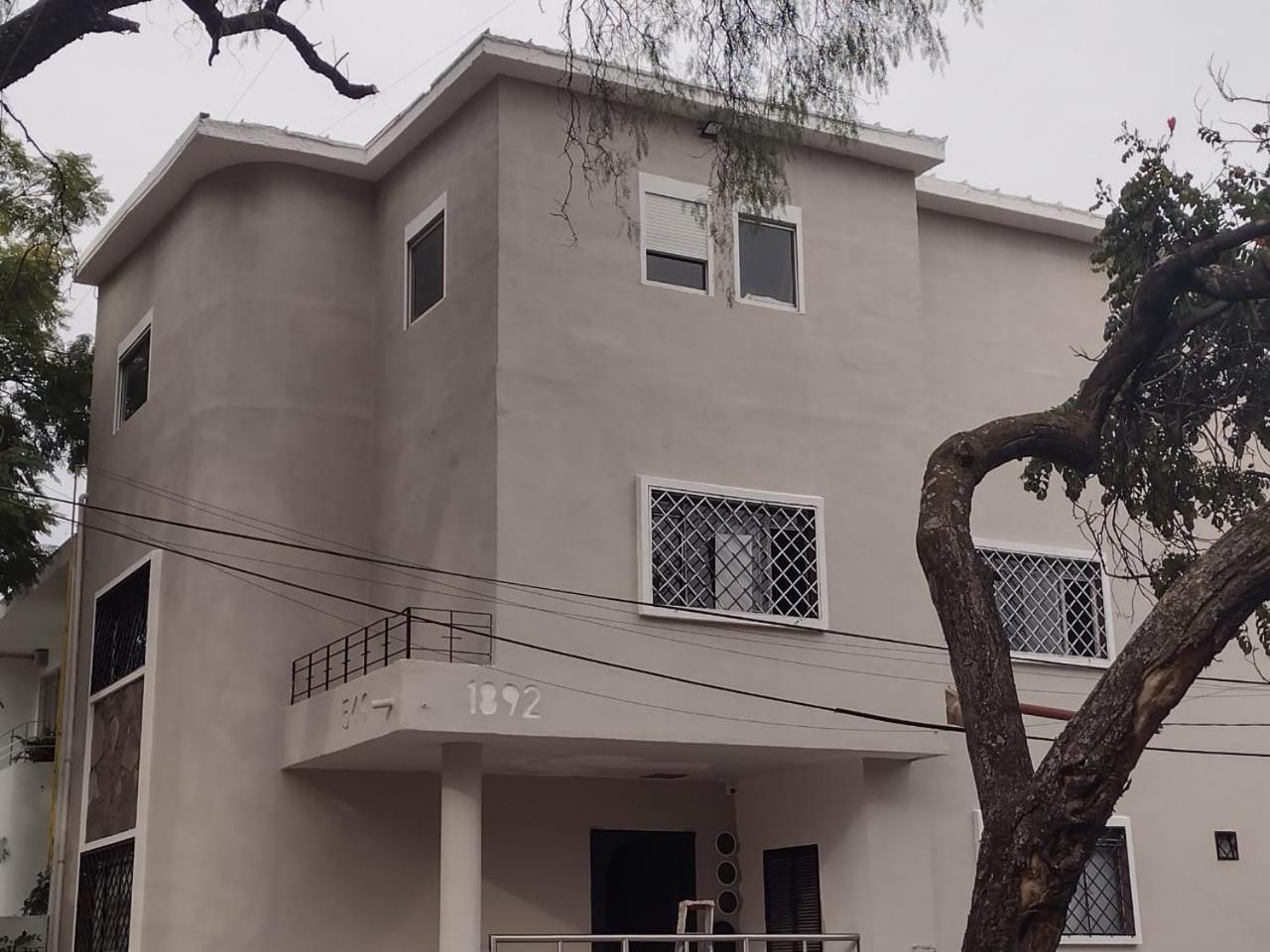 Vidrio Suites Col Americana Guadalajara Esterno foto