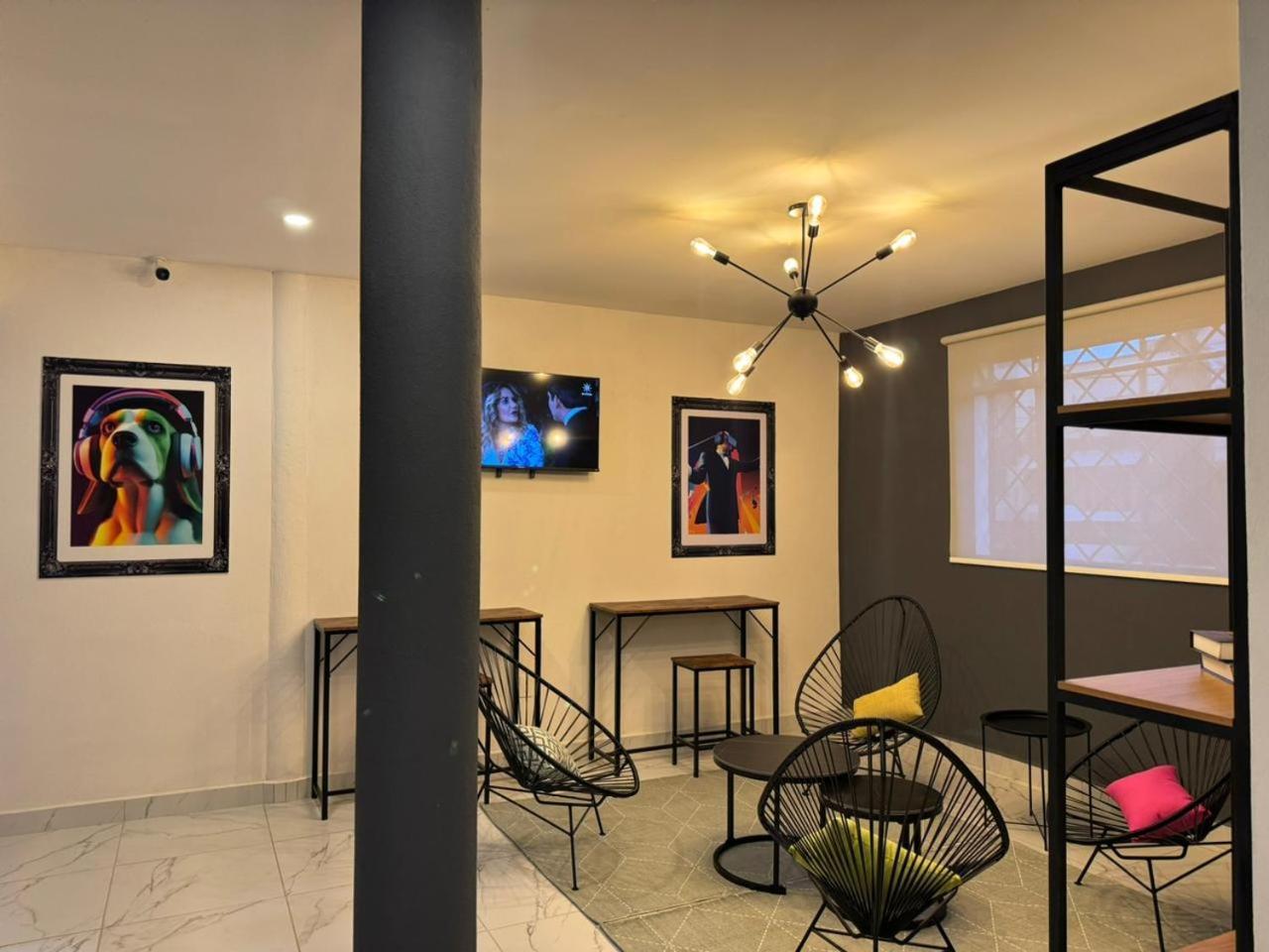 Vidrio Suites Col Americana Guadalajara Esterno foto